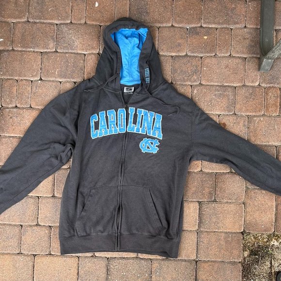 North Carolina Tar Heels Embroidered Full Zip Hoodie Size XL - Picture 1 of 9